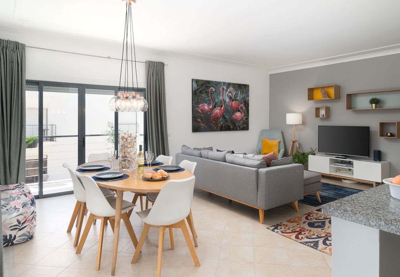 Apartamento em Lagos - RLAG106L