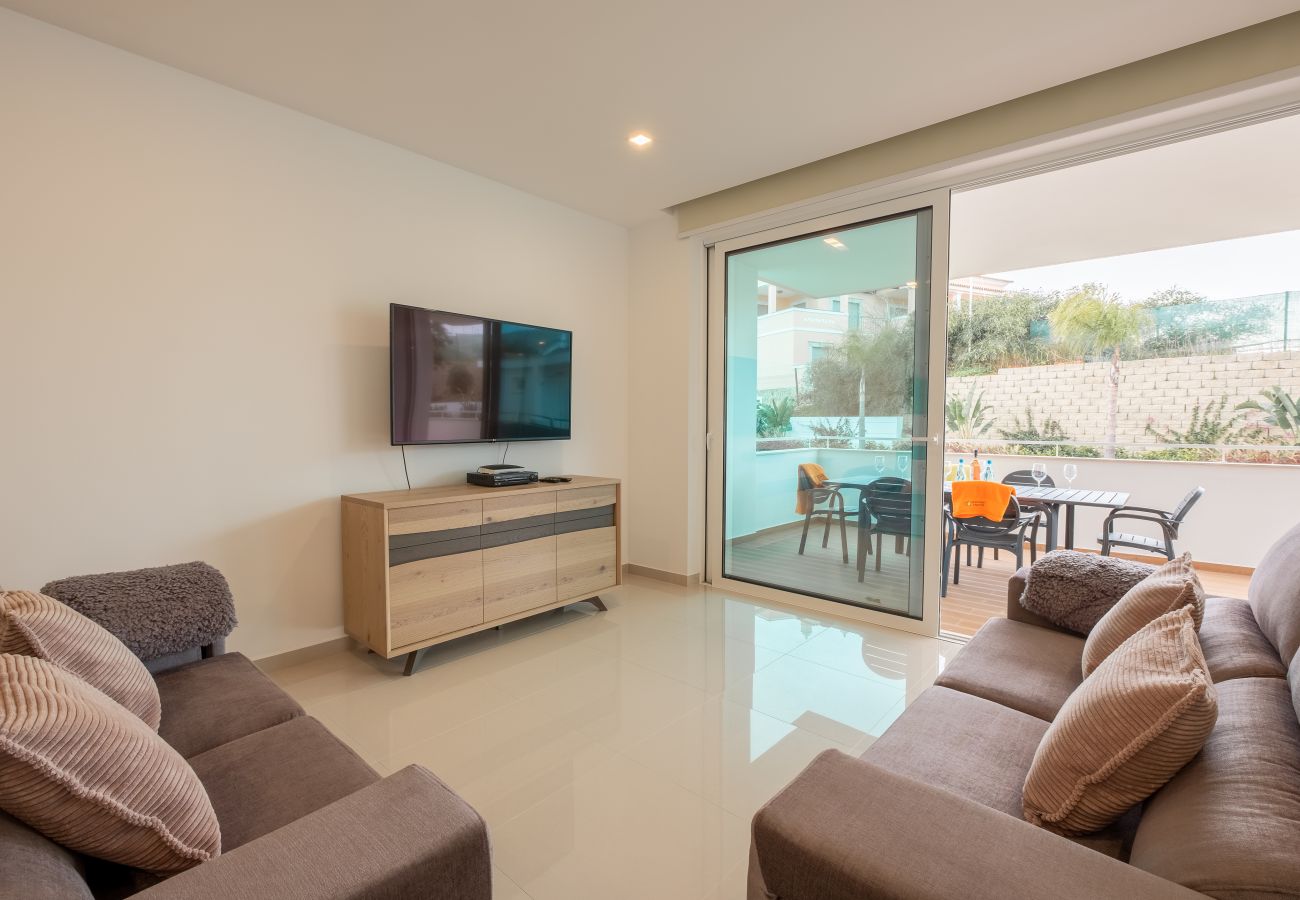 Apartamento em Lagos - RLAG104L